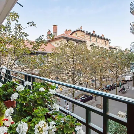 Character Flat With Terrace Close To Eiffel Tower In - Welkeys Apartament *